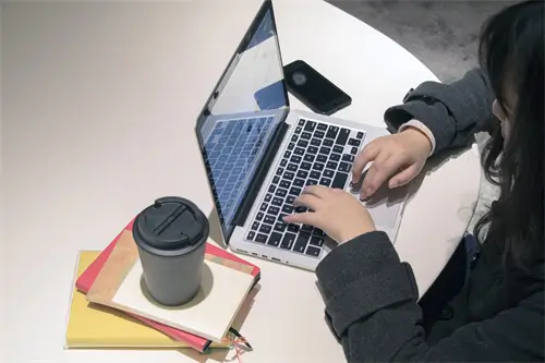 教育考研哪个学校分低